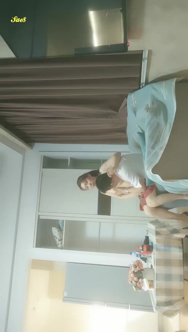 张先生午夜寻欢白皙马尾小老师激情舌吻给你不一样的感觉